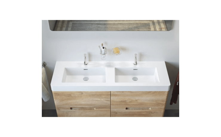Miroir avec cadre finition type chrome